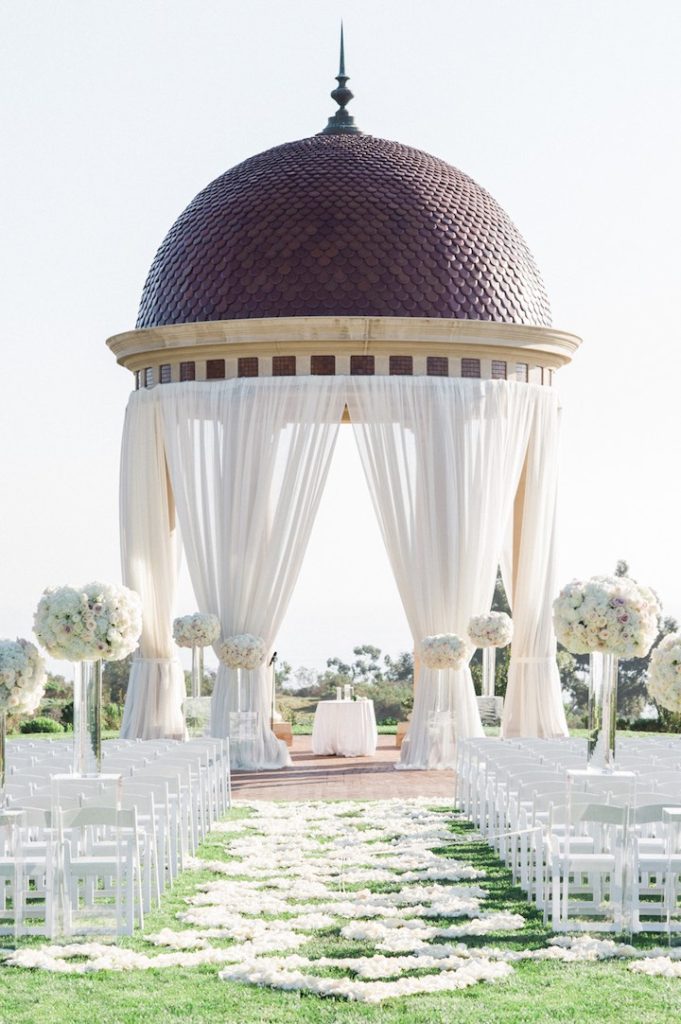 PelicanHill_Wedding_FlowersbyCina_McCunePhotography_9