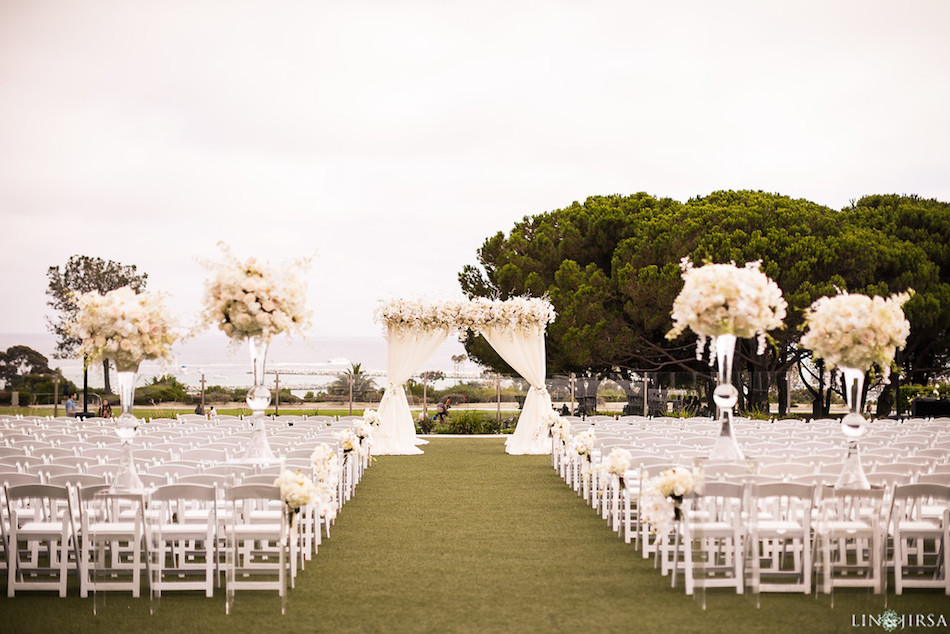 ceremony, white wedding, wedding, flowers, wedding flowers, florist, enchanting laguna cliffs marriott, flowers by cina