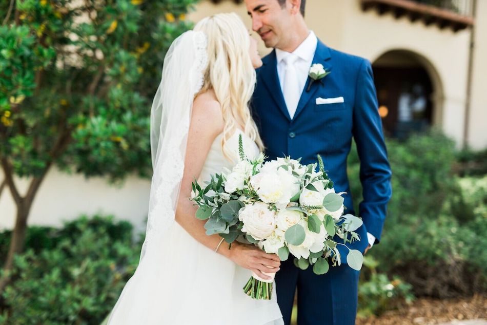 bride, groom, bouquet, navy and white, bacara resort, santa barbara wedding, orange county wedding, orange county florist, wedding florist, flowers by cina, wedding flowers, floral design, orange county floral design