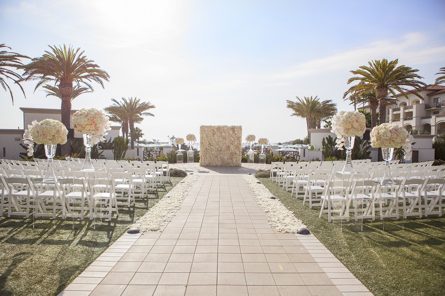 Monarch Beach Resort, ME Weddings & Events, Wedded Wonderland, Christine Bentley Photography, Flowers by Cina, blush wedding, ivory wedding