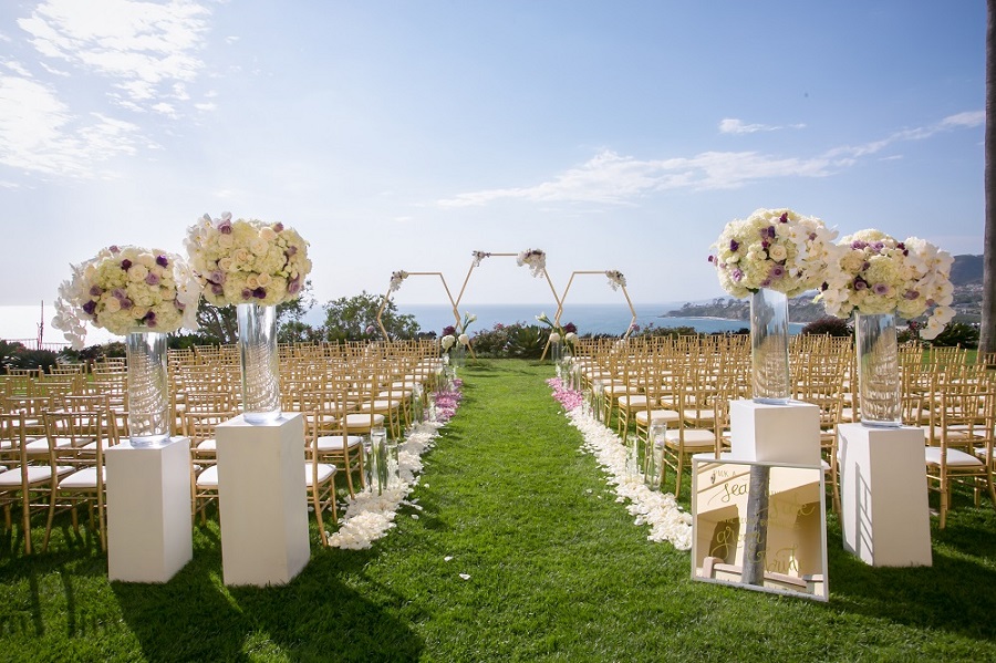 Ritz Carlton Laguna Niguel Wedding, ME Weddings, Flowers by Cina, KLK Photography, Lin and Jirsa, white wedding, seaside wedding
