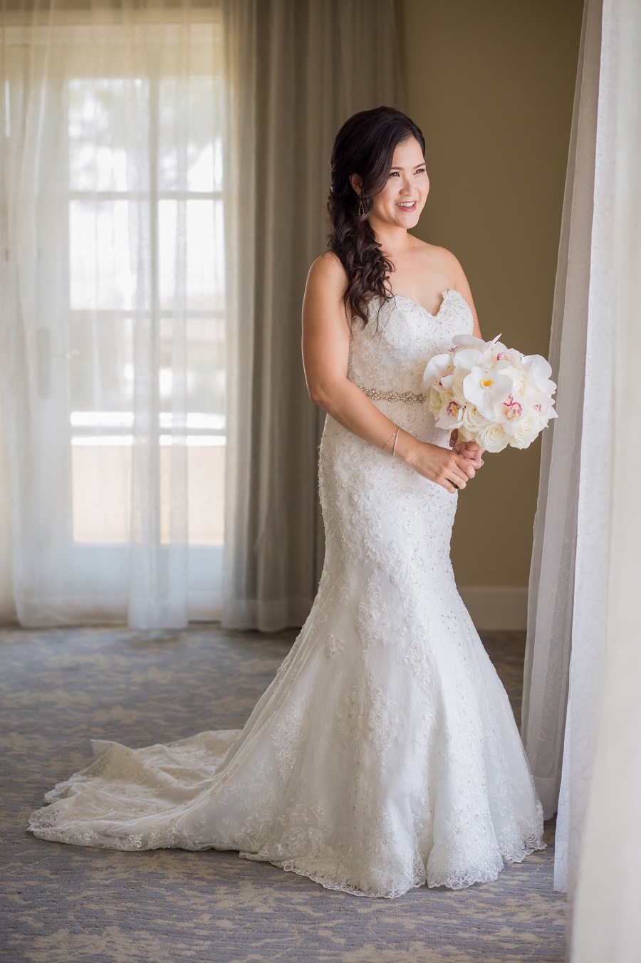 Ritz Carlton Laguna Niguel Wedding, ME Weddings, Flowers by Cina, KLK Photography, Lin and Jirsa, white wedding, seaside wedding