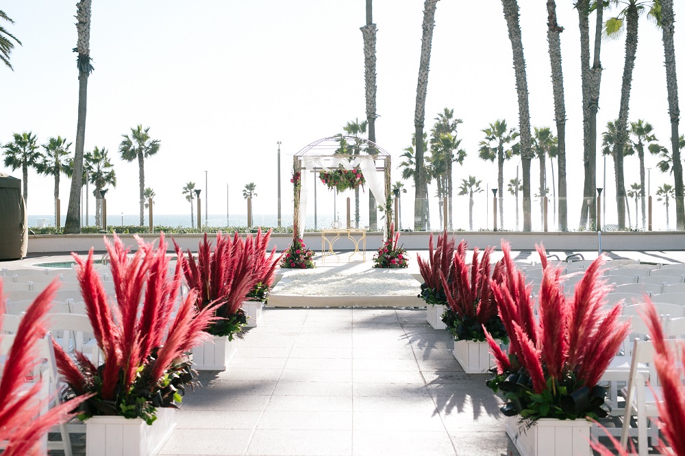 A Signature Wedding, Flowers by Cina, Jim Kennedy Photographers, Waterfront Hilton Wedding, seaside wedding, beach wedding, berry wedding 