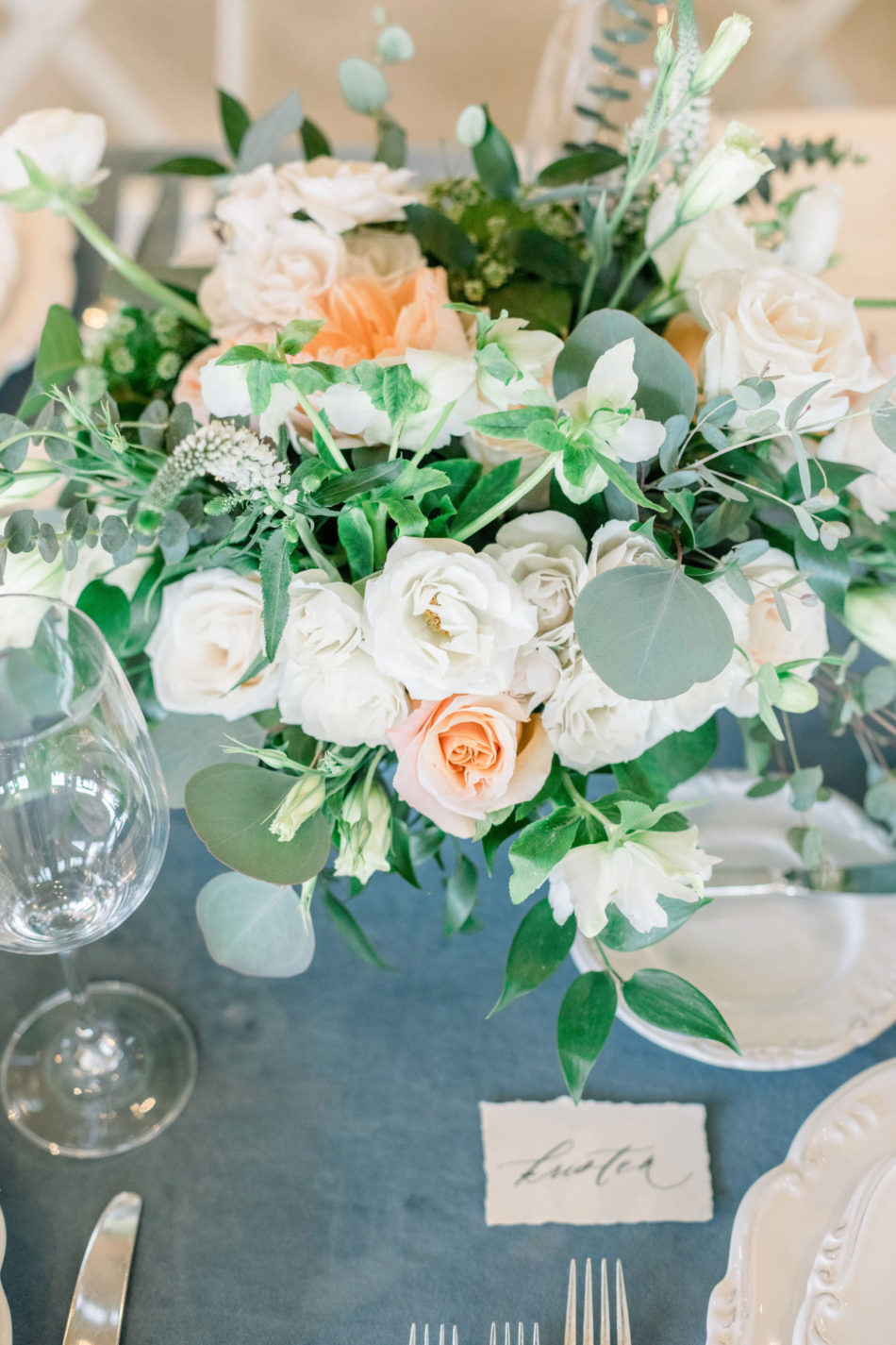 spring centerpiece design, spring centerpiece, blue tabletop, floral design, florist, wedding florist, wedding flowers, orange county weddings, orange county wedding florist, orange county florist, orange county floral design, flowers by cina