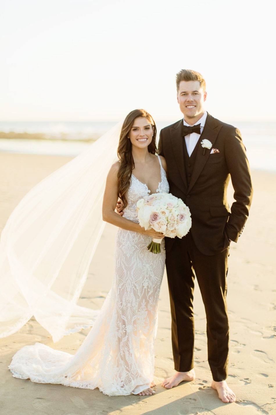 bride and groom, beach wedding, white bridal bouquet, floral design, florist, wedding florist, wedding flowers, orange county weddings, orange county wedding florist, orange county florist, orange county floral design, flowers by cina