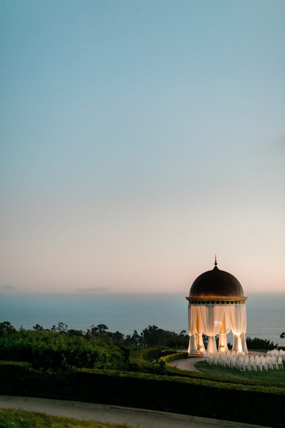 oceanside reception, nighttime reception view, reception view, floral design, florist, wedding florist, wedding flowers, orange county weddings, orange county wedding florist, orange county florist, orange county floral design, flowers by cina