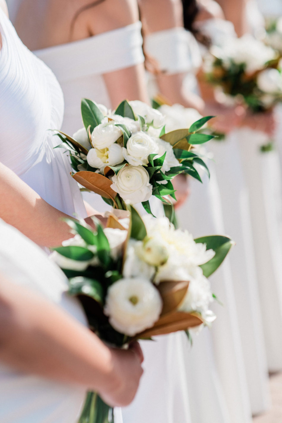 white bouquet, bridesmaids bouquet, white bridesmaids bouquet, floral design, florist, wedding florist, wedding flowers, orange county weddings, orange county wedding florist, orange county florist, orange county floral design, flowers by cina