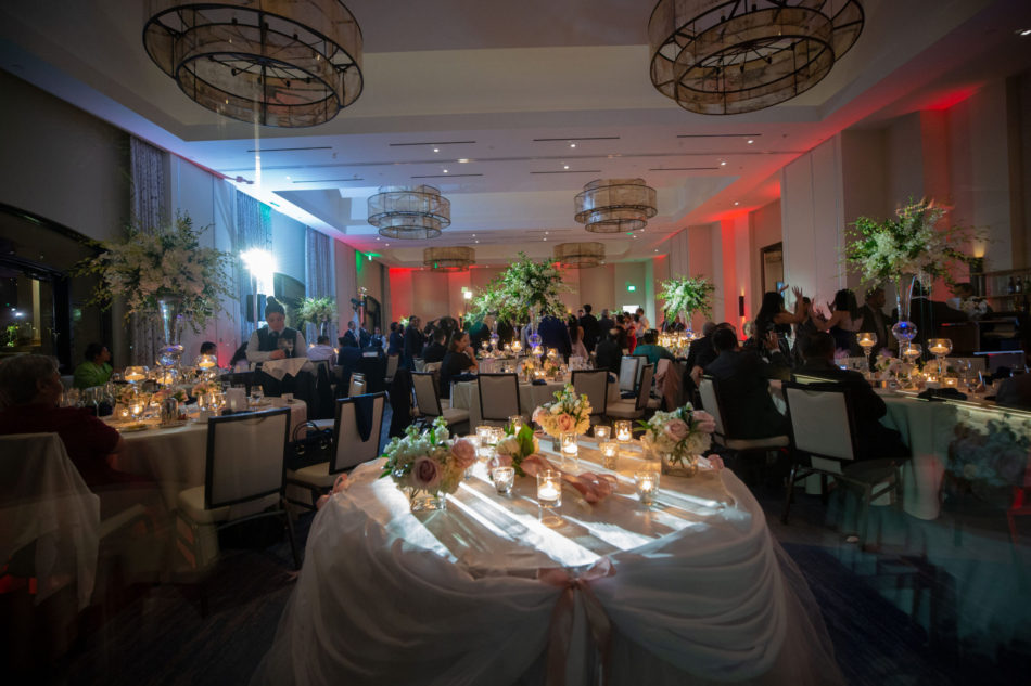 nighttime reception, centerpieces, white floral decor, floral design, florist, wedding florist, wedding flowers, orange county weddings, orange county wedding florist, orange county florist, orange county floral design, flowers by cina