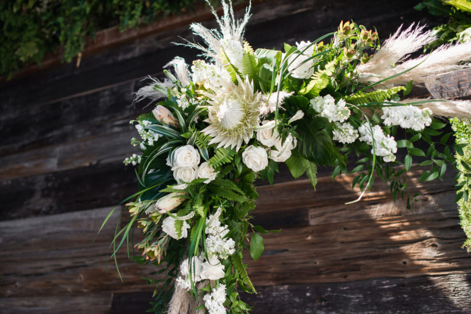 floral arch, ceremony arch, white arch, floral design, florist, wedding florist, wedding flowers, orange county weddings, orange county wedding florist, orange county florist, orange county floral design, flowers by cina