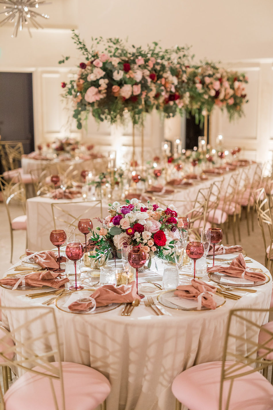 colorful wedding decor, colorful wedding reception, red and pink blooms, floral design, florist, wedding florist, wedding flowers, orange county weddings, orange county wedding florist, orange county florist, orange county floral design, flowers by cina