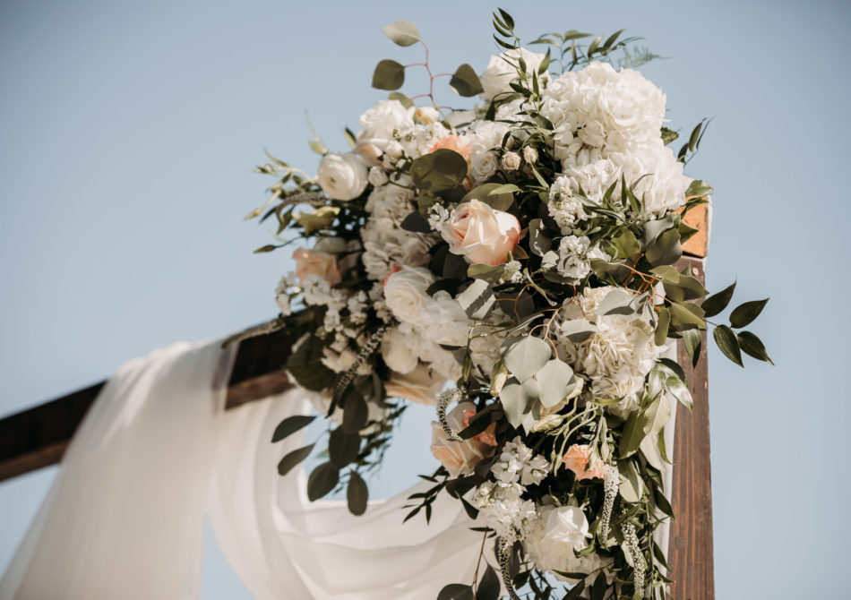 floral-filled arch, arch decor, white floral decor, floral design, florist, wedding florist, wedding flowers, orange county weddings, orange county wedding florist, orange county florist, orange county floral design, flowers by cina