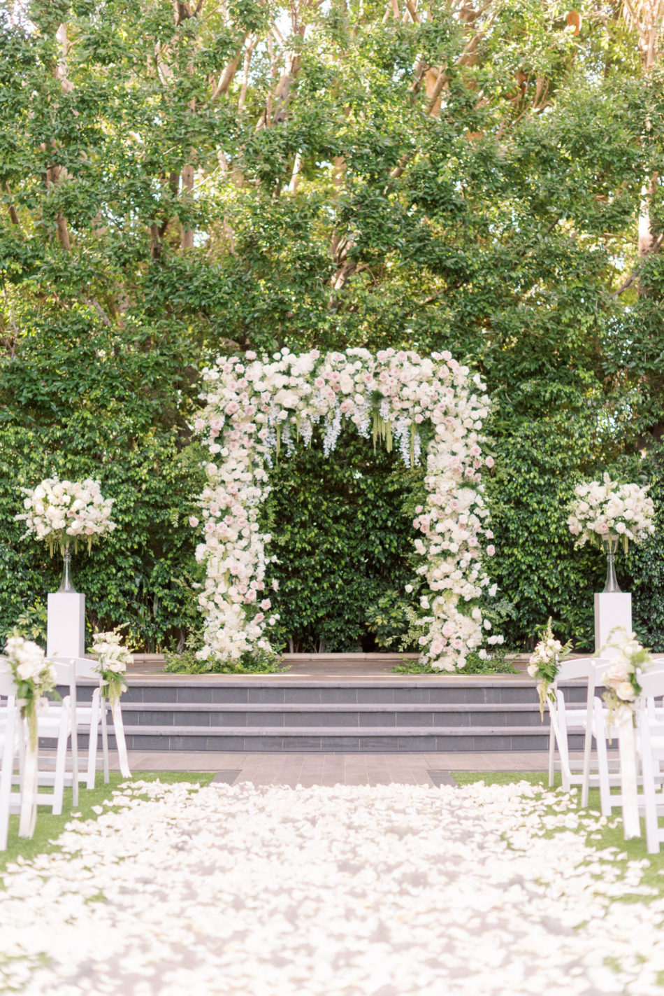 beverly hills wedding, blush floral arch, four seasons wedding, floral design, florist, wedding florist, wedding flowers, orange county weddings, orange county wedding florist, orange county florist, orange county floral design, flowers by cina