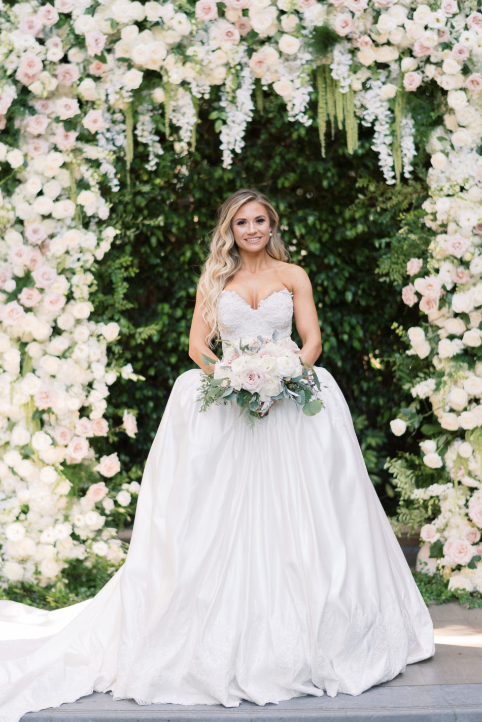 beverly hills wedding, beverly hills bride, blush wedding bouquet, floral design, florist, wedding florist, wedding flowers, orange county weddings, orange county wedding florist, orange county florist, orange county floral design, flowers by cina