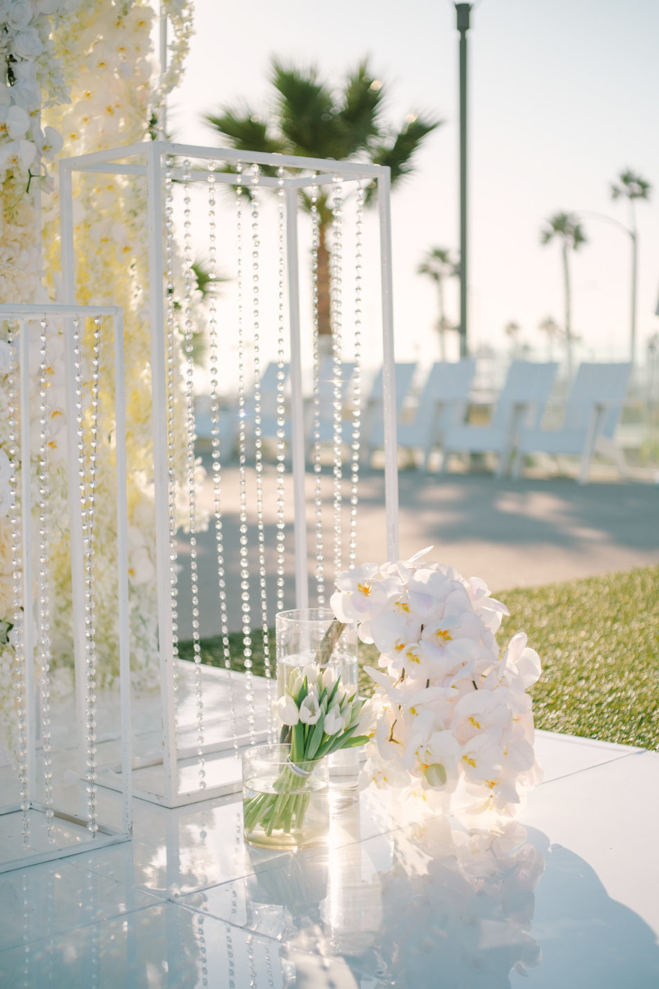 white ceremony florals, white wedding, white ceremony, magnificent all-white wedding, floral design, florist, wedding florist, wedding flowers, orange county weddings, orange county wedding florist, orange county florist, orange county floral design, flowers by cina