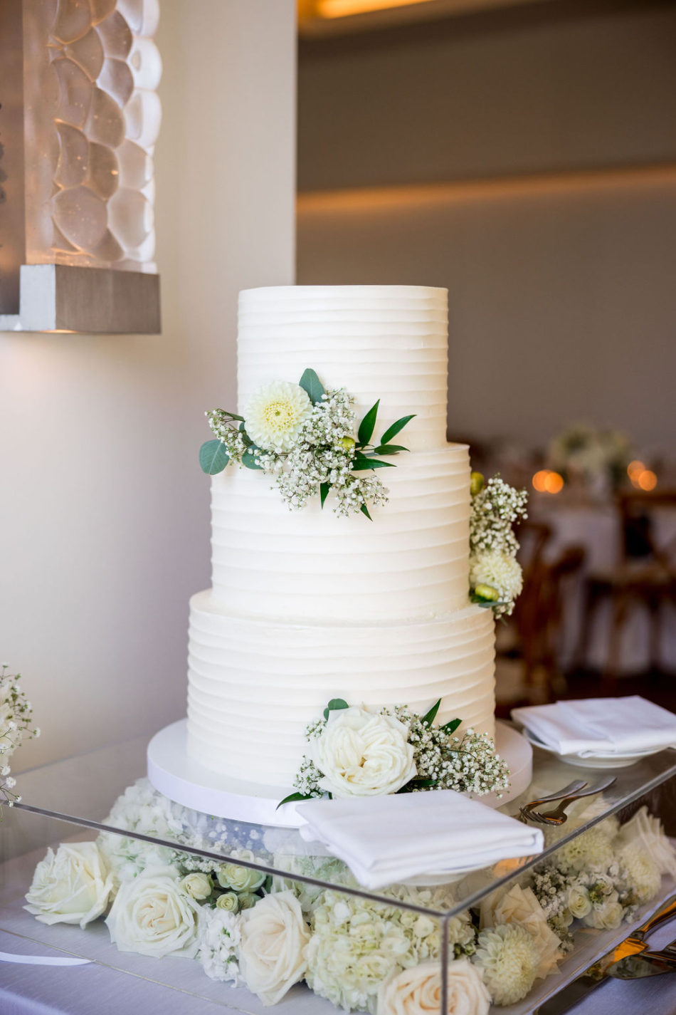 cake florals, white cake decor, ethereal white wedding, florist, wedding florist, wedding flowers, orange county weddings, orange county wedding florist, orange county florist, orange county floral design, flowers by cina