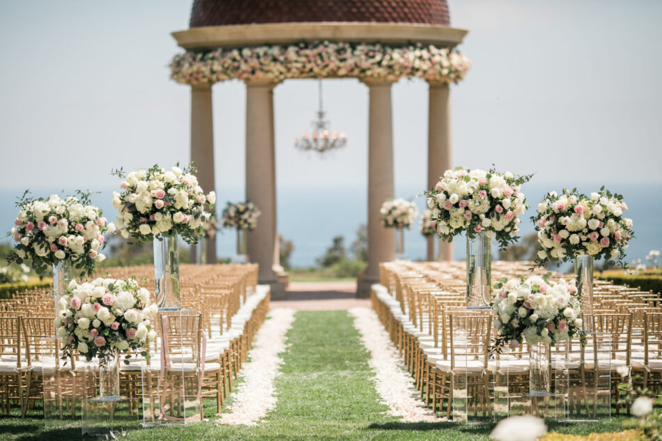 blush ceremony blooms, oceanfront ceremony, memorable floral-filled ceremony setups, floral design, florist, wedding florist, wedding flowers, orange county weddings, orange county wedding florist, orange county florist, orange county floral design, flowers by cina