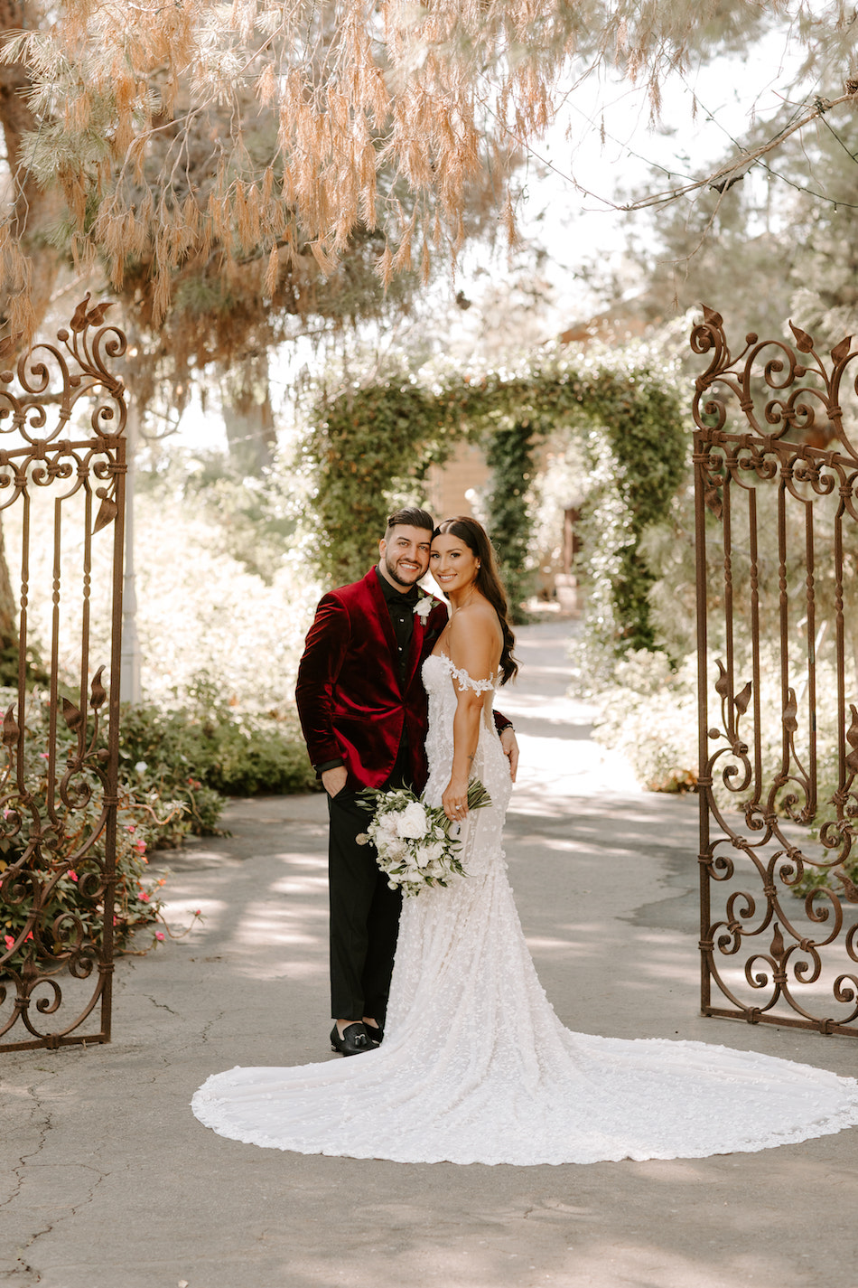 bride and groom, red velvet jacket, mr and mrs, floral design, florist, wedding florist, wedding flowers, orange county weddings, orange county wedding florist, orange county florist, orange county floral design, flowers by cina