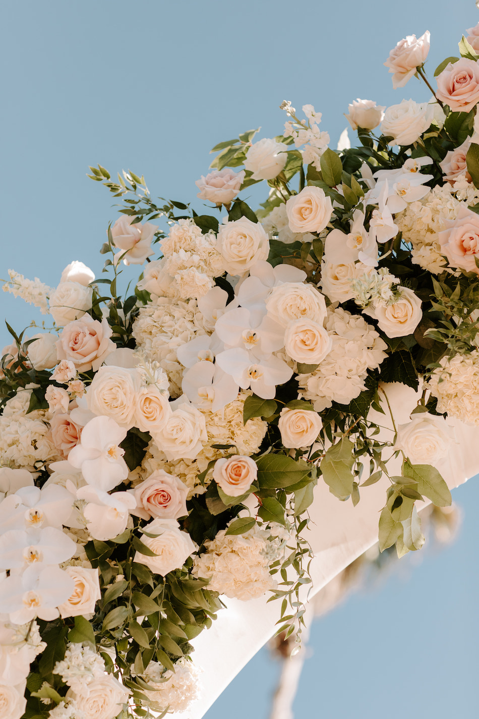 blush blooms, ceremony blooms, blush ceremony blooms, floral design, florist, wedding florist, wedding flowers, orange county weddings, orange county wedding florist, orange county florist, orange county floral design, flowers by cina