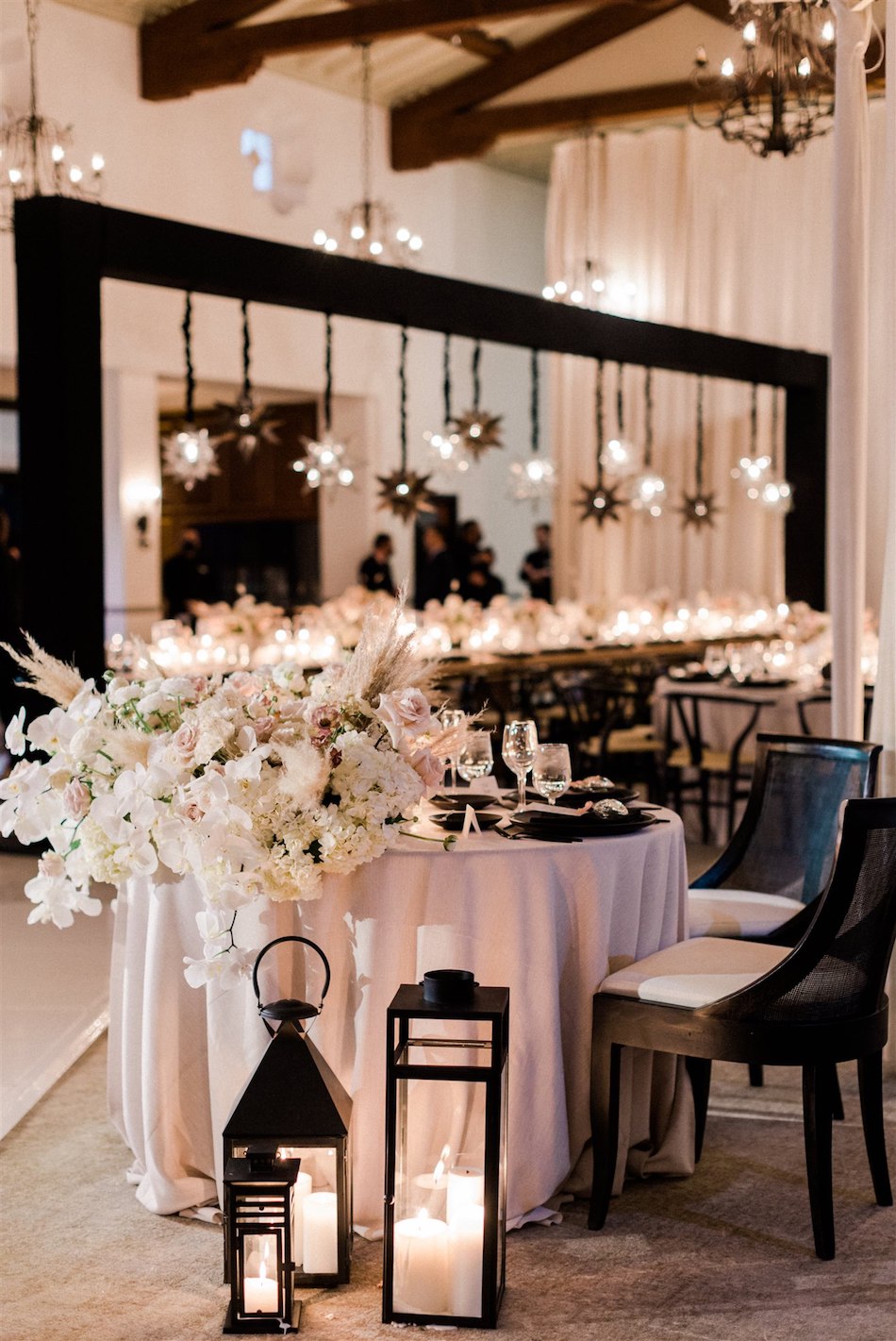 black and white, blush blooms, black reception decor, floral design, florist, wedding florist, wedding flowers, orange county weddings, orange county wedding florist, orange county florist, orange county floral design, flowers by cina