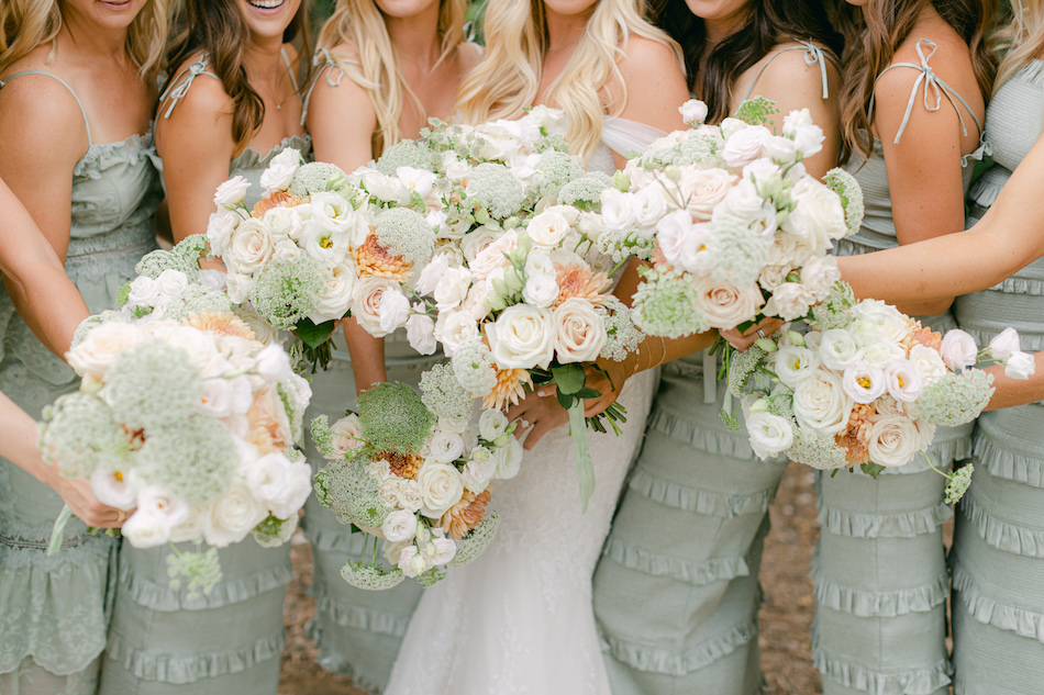 pastel blooms, pastel bouquets, green bridesmaids dresses, floral design, florist, wedding florist, wedding flowers, orange county weddings, orange county wedding florist, orange county florist, orange county floral design, flowers by cina