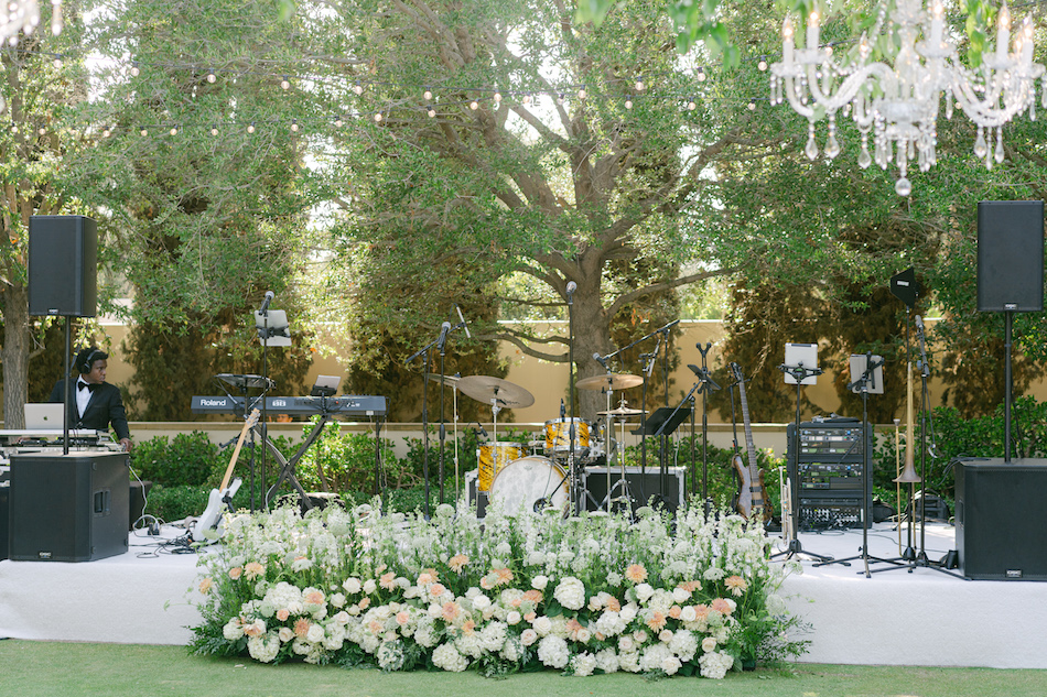 reception decor, reception florals, blush blooms, floral design, florist, wedding florist, wedding flowers, orange county weddings, orange county wedding florist, orange county florist, orange county floral design, flowers by cina