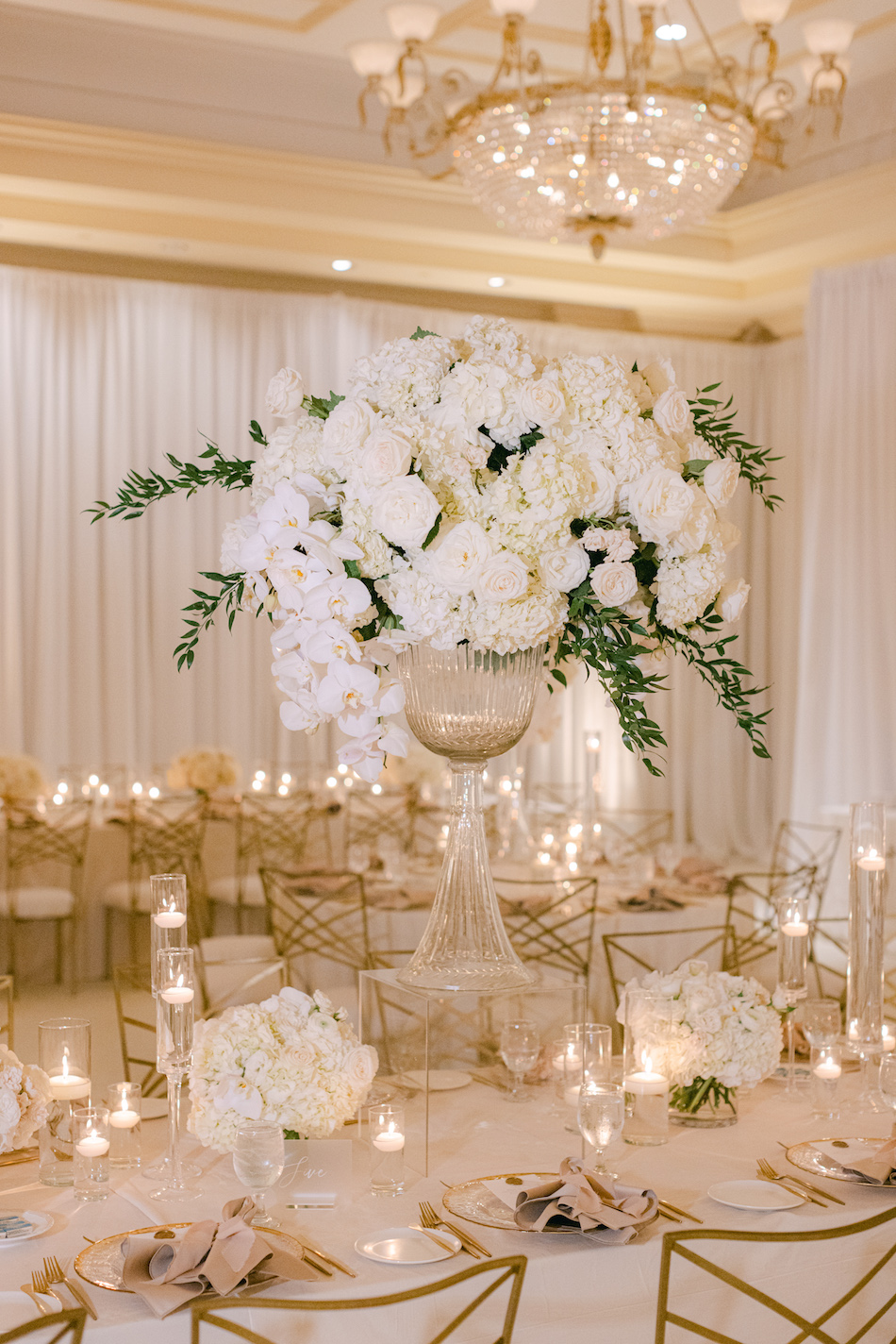 floral design, florist, wedding florist, wedding flowers, orange county weddings, orange county wedding florist, orange county florist, orange county floral design, flowers by cina, elevated centerpiece, reception florals, white florals