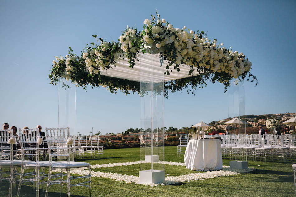 chuppah, floral arch, acrylic arch, floral design, florist, wedding florist, wedding flowers, orange county weddings, orange county wedding florist, orange county florist, orange county floral design, flowers by cina