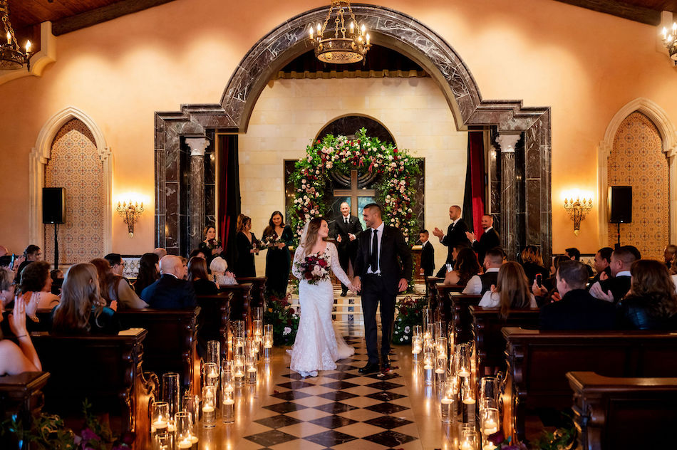 vibrant ceremony, ceremony, vibrant wedding florals, floral design, florist, wedding florist, wedding flowers, orange county weddings, orange county wedding florist, orange county florist, orange county floral design, flowers by cina