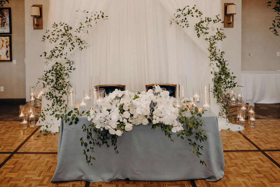 sweetheart table, something blue, blue linen, floral design, florist, wedding florist, wedding flowers, orange county weddings, orange county wedding florist, orange county florist, orange county floral design, flowers by cina