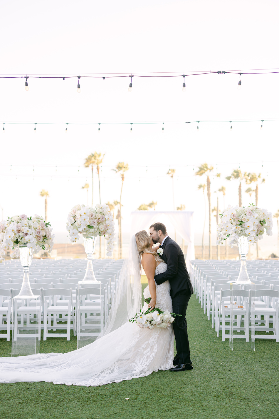 outdoor ceremony, blush wedding florals, elevated floral arrangements, floral design, florist, wedding florist, wedding flowers, orange county weddings, orange county wedding florist, orange county florist, orange county floral design, flowers by cina