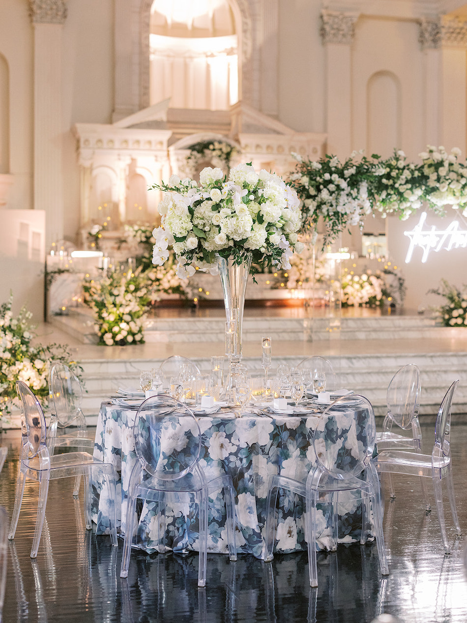 elevated florals. white florals, white reception florals, floral design, florist, wedding florist, wedding flowers, orange county weddings, orange county wedding florist, orange county florist, orange county floral design, flowers by cina