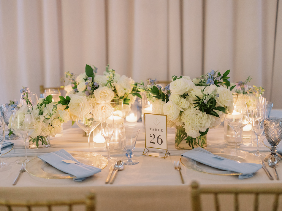 floral design, florist, wedding florist, wedding flowers, orange county weddings, orange county wedding florist, orange county florist, orange county floral design, flowers by cina, blue linen, white centerpiece, white reception