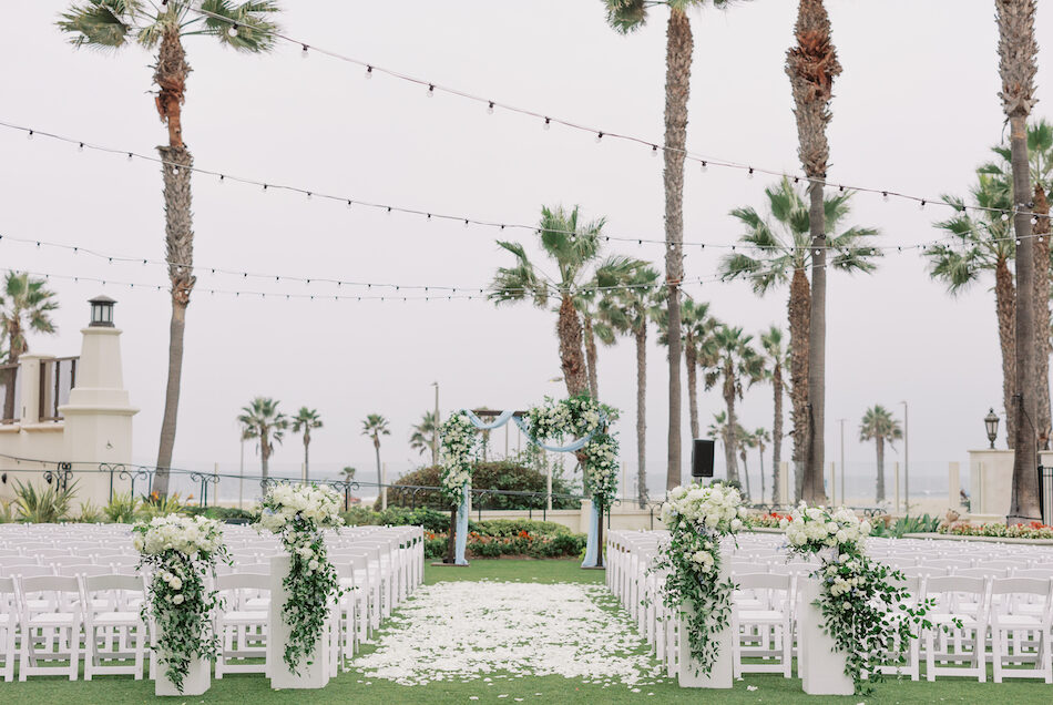 Bespoke Oceanfront Wedding with Gorgeous Hints of Blue