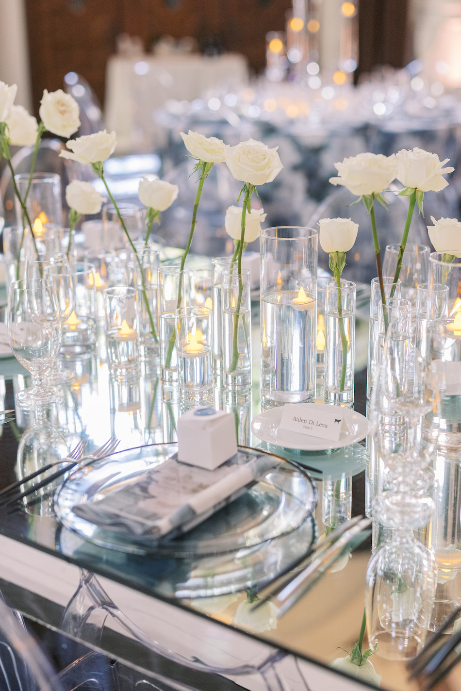 floral design, florist, wedding florist, wedding flowers, orange county weddings, orange county wedding florist, orange county florist, orange county floral design, flowers by cina, mirrored tabletop, white centerpiece, understated elegance