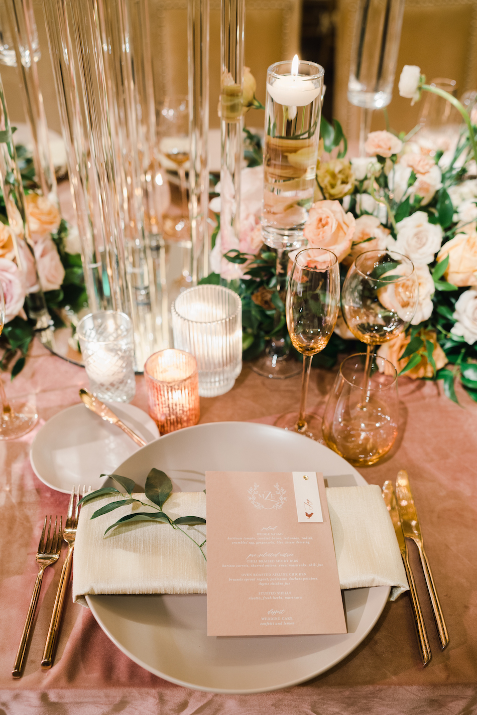 floral design, florist, wedding florist, wedding flowers, orange county weddings, orange county wedding florist, orange county florist, orange county floral design, flowers by cina, blush centerpiece, blush blooms, blush tablescape