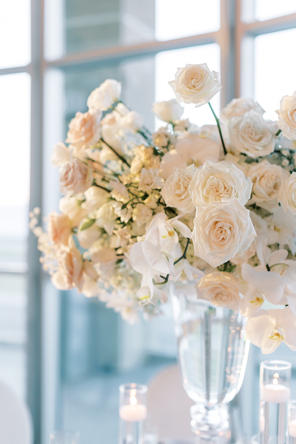 floral design, florist, wedding florist, wedding flowers, orange county weddings, orange county wedding florist, orange county florist, orange county floral design, flowers by cina, elevated centerpiece, elevated florals, white centerpiece