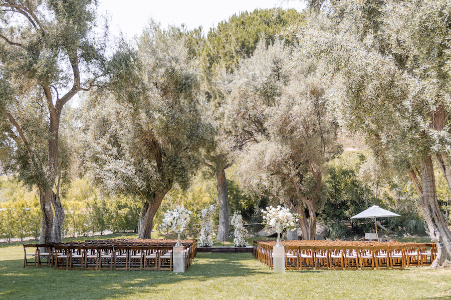 Elegant Al Fresco All White Garden Wedding